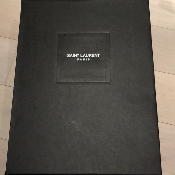 Saint Laurent distressed sneakers - Picture 6 of 7